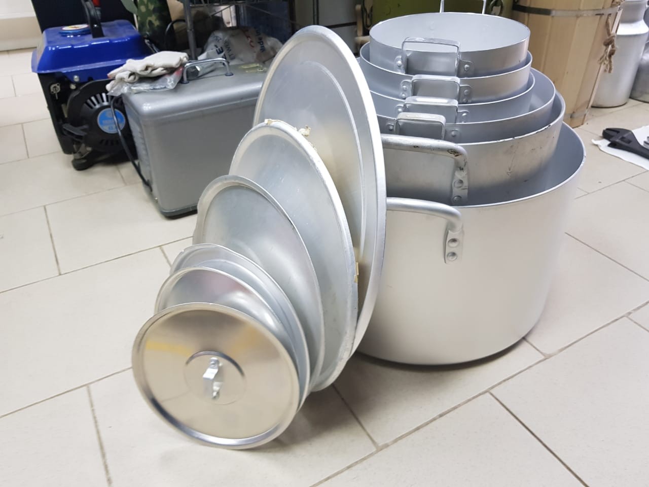 Кастрюля алюминиевая с крышкой (от 4 до 50 литров)