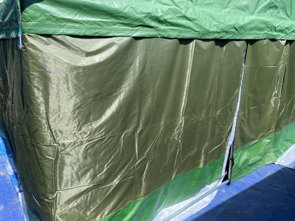 Палатка Каркасная утепленная зеленого цвета 5х6 Палатка Каркасная утепленная зеленого цвета 5х6